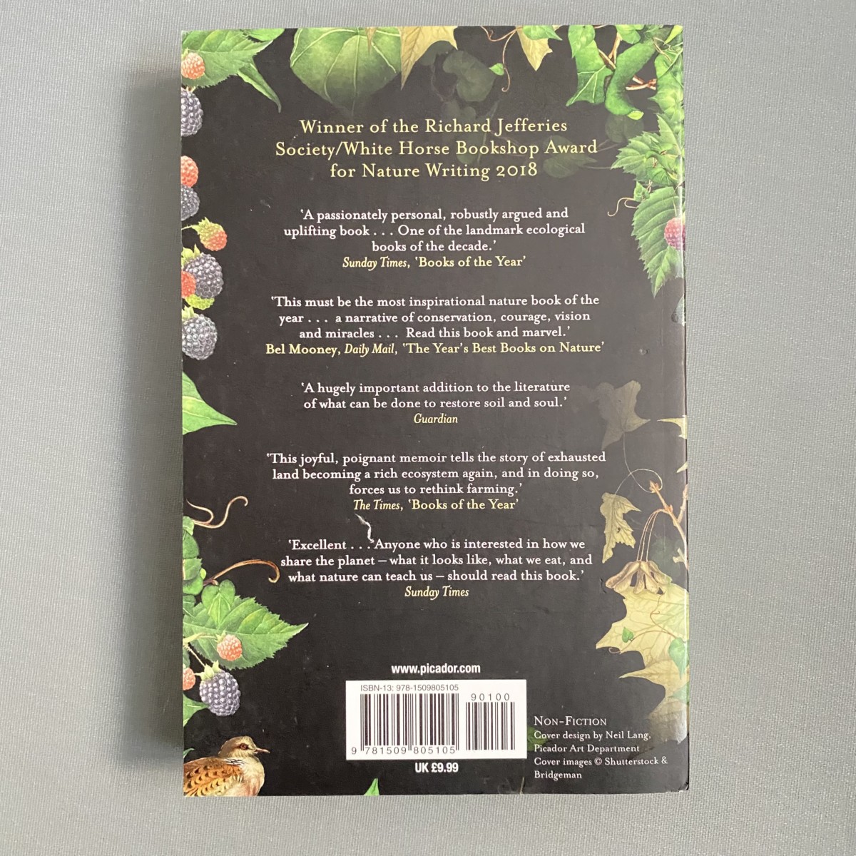 Libro "Wilding: The Return Of Nature To A British Farm" Di Isabella Tree - Edizione Paperback In Inglese